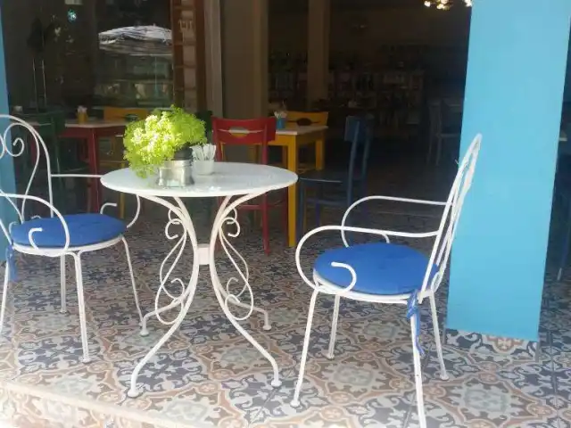 E Mirella Cafe'nin yemek ve ambiyans fotoğrafları 10