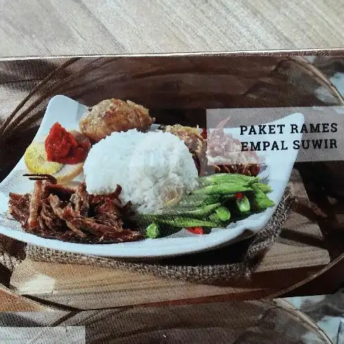Gambar Makanan Ayam Goreng Spesial RM Seleraku, Mangga Besar Raya 16