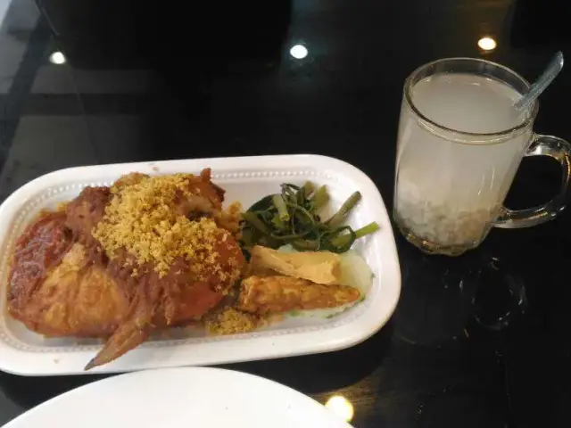 Ayam Penyet Nusantara Food Photo 5