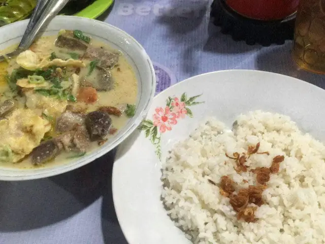 Gambar Makanan Sop Kaki Tiga Saudara 7