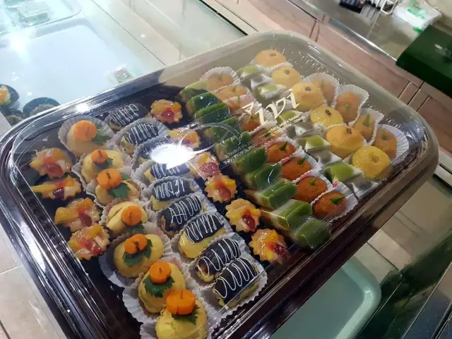 Gambar Makanan Toko Kue Vivi 18