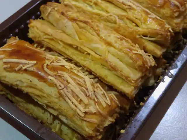 Gambar Makanan Toko Kue Mayasari Primarasa 2