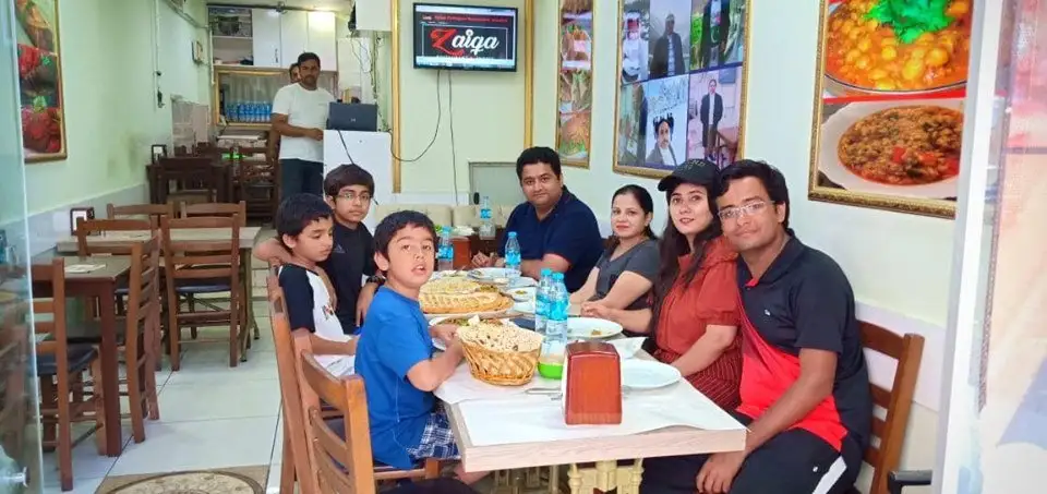 Zaiqa Pakistani Restaurant Istanbul'nin yemek ve ambiyans fotoğrafları 18