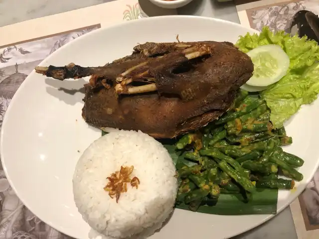 Gambar Makanan Bebek Tepi Sawah 4