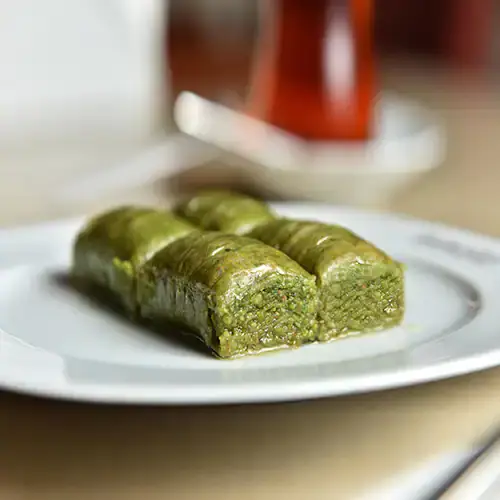 Emiroğlu Baklavaları'nin yemek ve ambiyans fotoğrafları 5