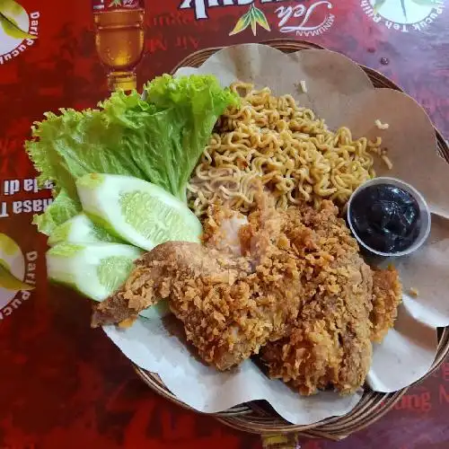 Gambar Makanan ayam geprek pedes dower cabang teluk naga 12