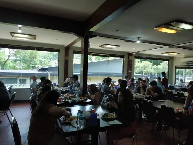 Gambar Makanan Restoran Sederhana 9