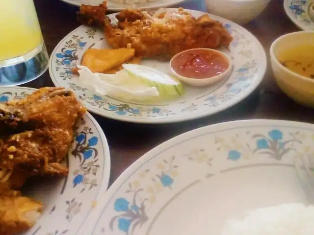Restoran Ayam Penyet Hj Simpang 3 Food Photo 10