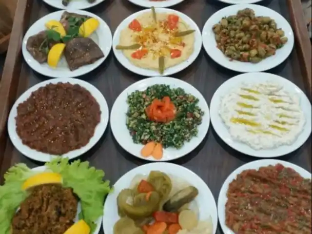 Zale Restaurant & Cafe'nin yemek ve ambiyans fotoğrafları 4