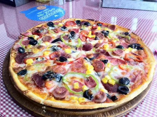 Pizza Napoli'nin yemek ve ambiyans fotoğrafları 6