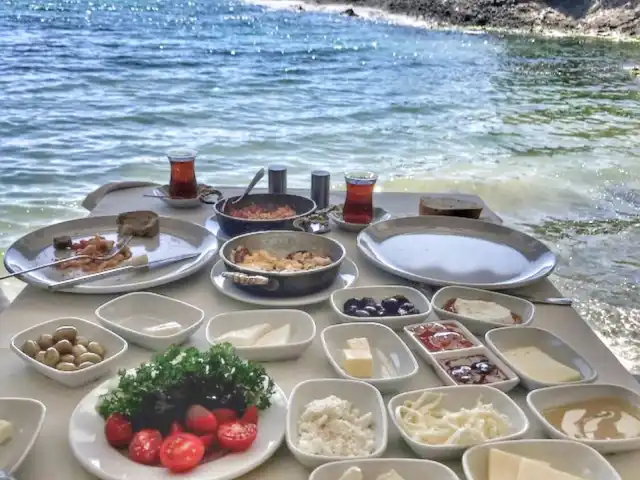 Garipçe Koliva Kahvaltı Balık'nin yemek ve ambiyans fotoğrafları 6