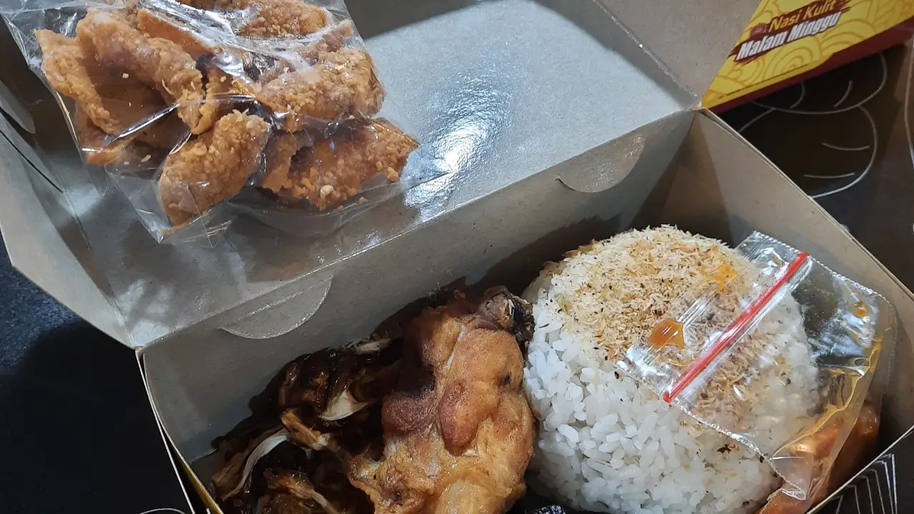 Nasi Kulit Malam Minggu