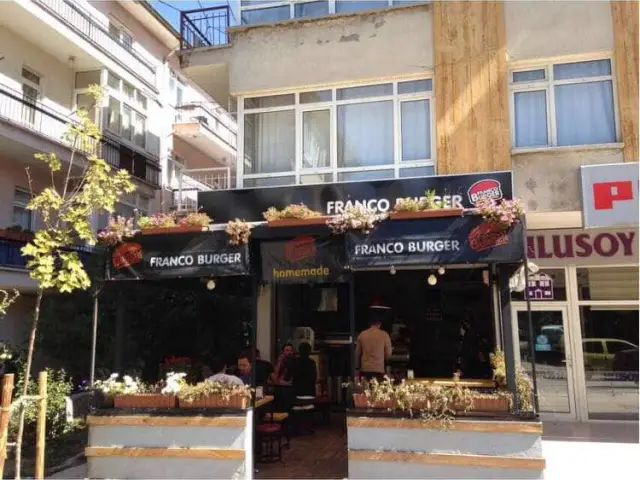 Franco Burger'nin yemek ve ambiyans fotoğrafları 17