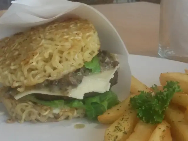 Gambar Makanan The Stacks Burger 5