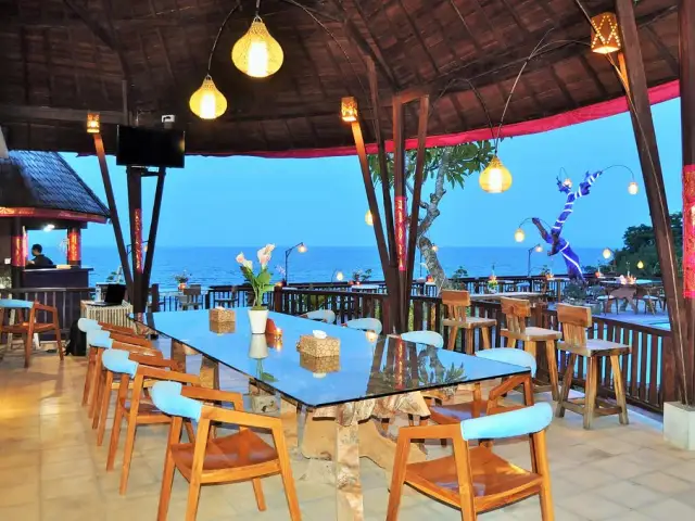 Gambar Makanan Ocean Blue Bar And Restaurant 20