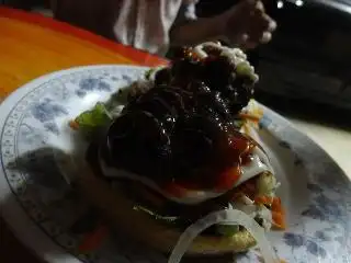 AlorStar Burger Bakar Food Photo 4