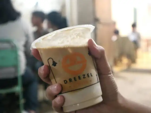 Gambar Makanan Dreezel Coffee 3