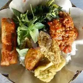 Gambar Makanan Nasi Tempong Mbak Gembul, Sumbersari 7