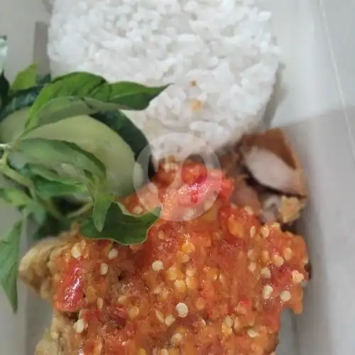 Gambar Makanan Salad Buah Dapoer Khadijah, Wisma Pagesangan 2