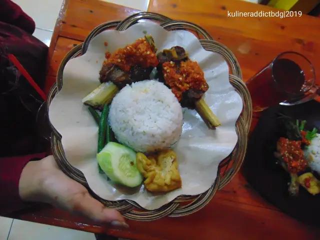 Gambar Makanan Ayam Goreng Nelongso 5