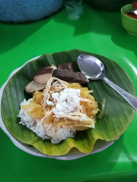 Gambar Makanan Nasi Liwet Yu Sani 6