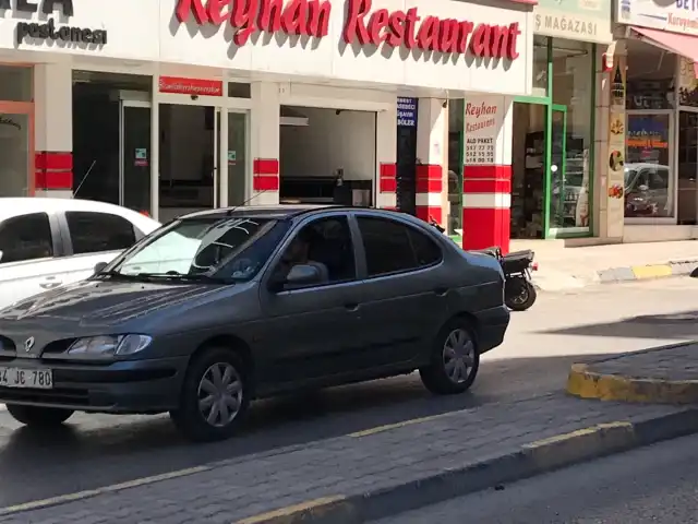 Reyhan Restaurant'nin yemek ve ambiyans fotoğrafları 9