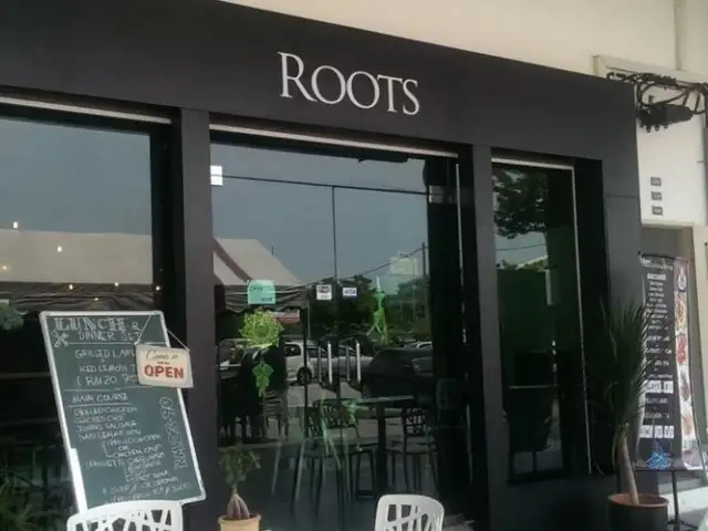 Roots by Melting bites