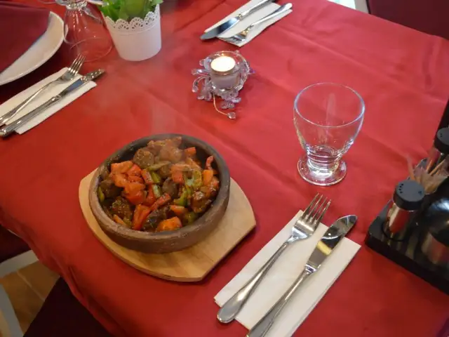 Lale Sultan Restaurant'nin yemek ve ambiyans fotoğrafları 9