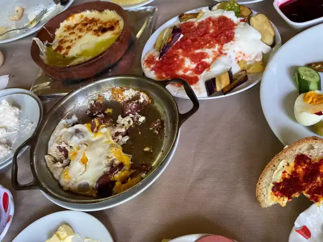 İzmir Tire Değirmen Restorant'nin yemek ve ambiyans fotoğrafları 3