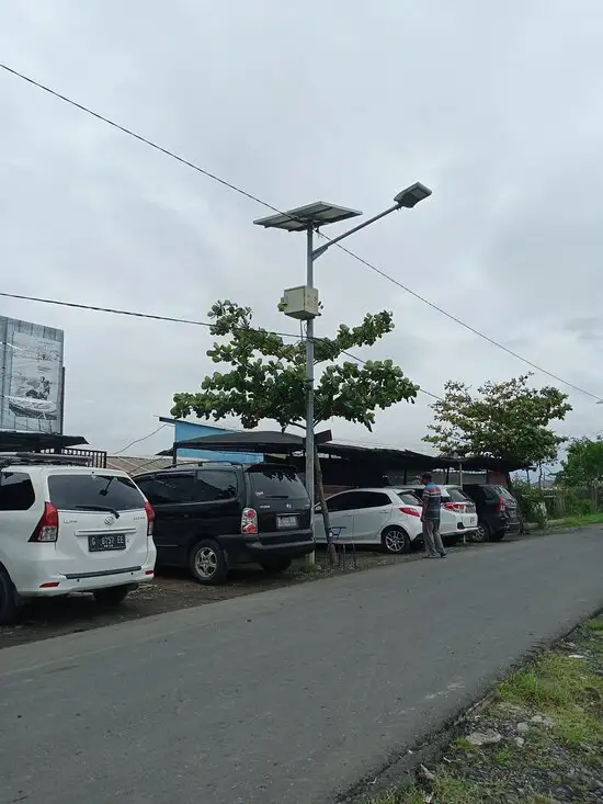 Dua Dara Resto Margadana Kota Tegal