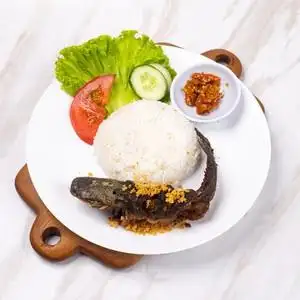 Gambar Makanan AYAM GORENG/BAKAR KALASAN NY.MEIRA 8