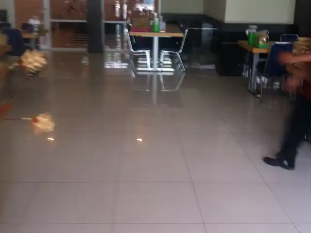 Gambar Makanan Restoran Sederhana 7