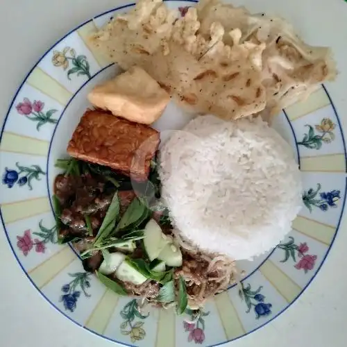 Gambar Makanan Wr. Muslim Nasi Pecel Bu Sri, Denpasar Barat 18