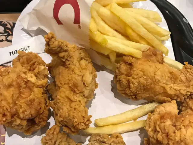 KFC'nin yemek ve ambiyans fotoğrafları 22