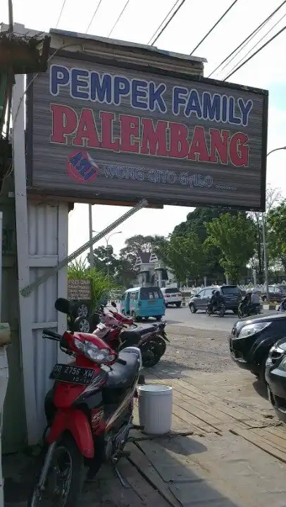 Gambar Makanan Pempek Family Palembang 10