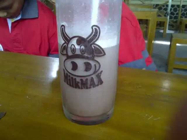 Gambar Makanan MilkMAX 12