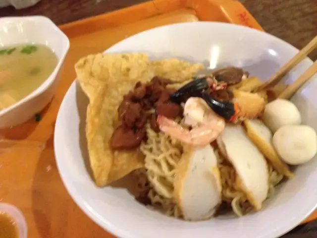 Gambar Makanan Bakmi Kepiting "Saudara" Pontianak 13