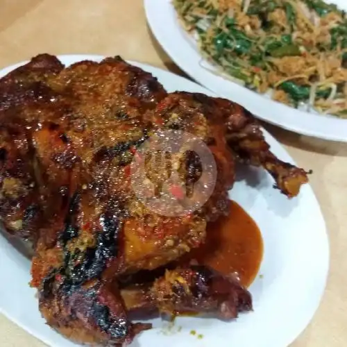 Gambar Makanan Ayam Bakar Pitbong (Pitek Obong), Kayu Manis 4