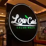LowCal Salad + Wraps Food Photo 5