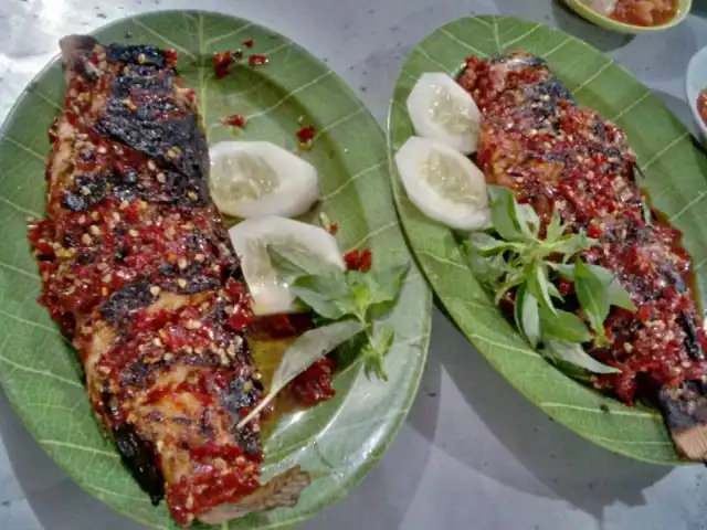 Gambar Makanan Ikan Bakar Sulawesi 2