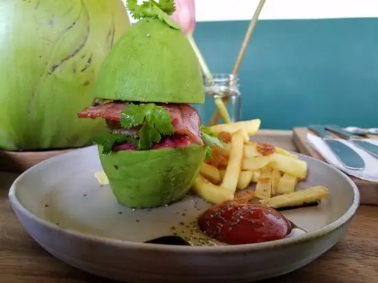 Gambar Makanan Avocado Warung Ubud 7