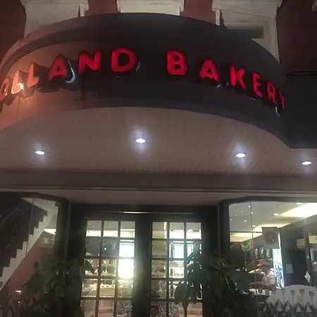 Gambar Makanan Holland Bakery 3