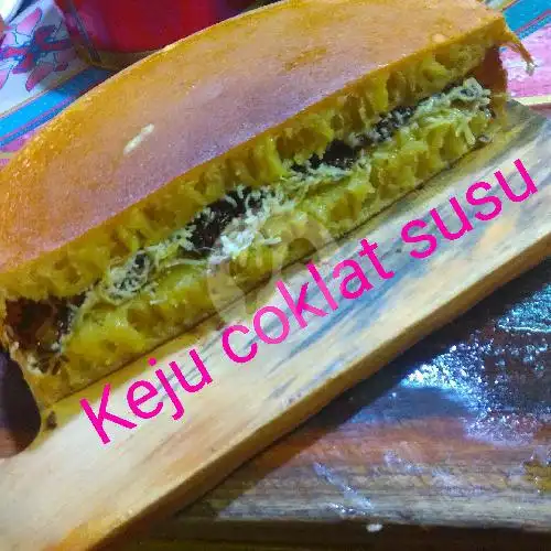 Gambar Makanan Martabak Rasa Kita, Pahlawan Revolusi 17