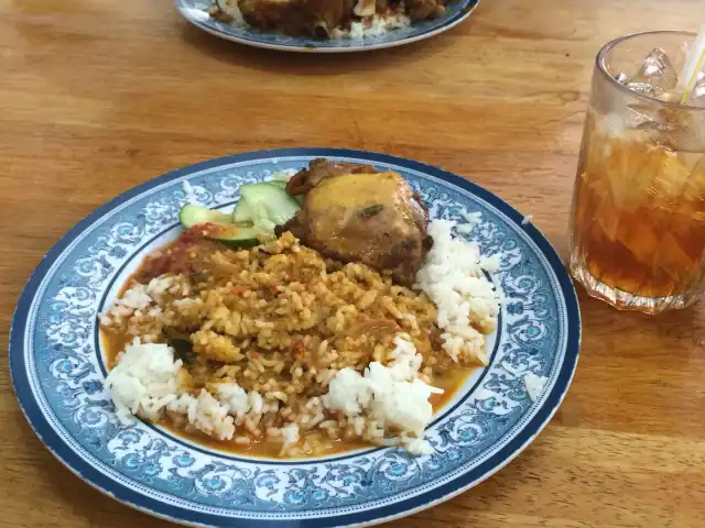 Erwina Nasi Padang Food Photo 13