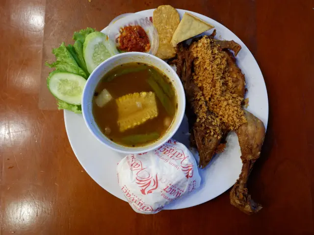 Gambar Makanan AyamGorengKarawaci 10