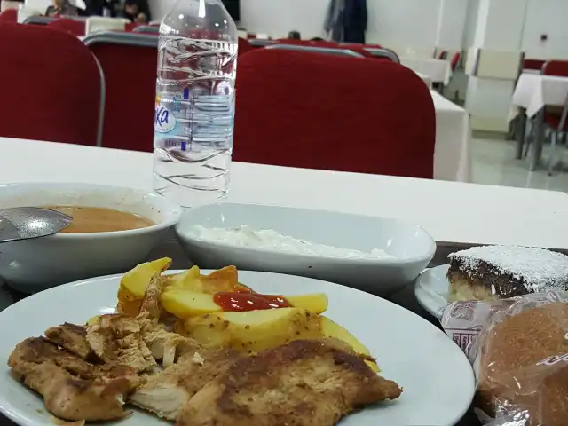 Hacettepe Üniversitesi Öğretim Üyeleri Yemekhanesi'nin yemek ve ambiyans fotoğrafları 16