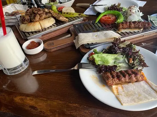 Kasap Şeref Izgara'nin yemek ve ambiyans fotoğrafları 4
