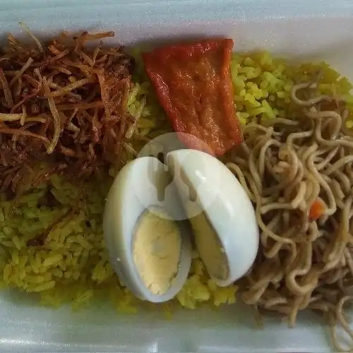 Gambar Makanan Nasi Kuning Daeng, Rappocini 4
