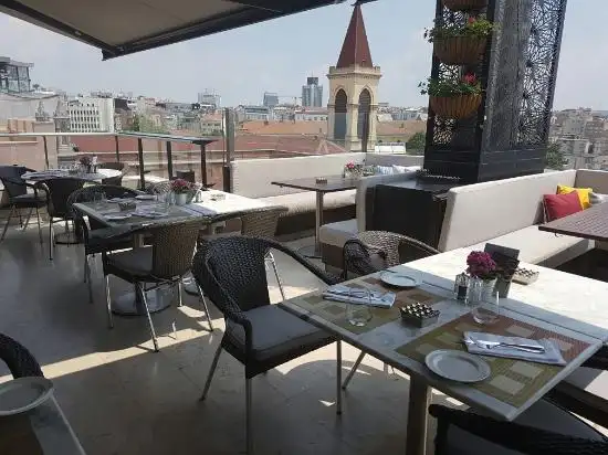 Divan Brasserie Beyoglu'nin yemek ve ambiyans fotoğrafları 32