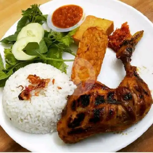 Gambar Makanan Ayam Kobong Bu. Haji Nur 9